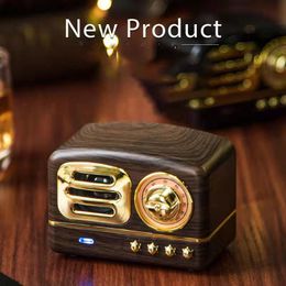 Decorative Objects & Figurines Mini Bluetooth Speaker Radio Wireless Portable Small High Quality Creative Retro SpeakerDecorative