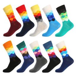 Men's Socks Happy Hippy Skateboard Man Spring Autumn Fashion Colourful Geometric Diamond Streetwear Men Sports SocksMen's