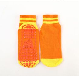 non-slip silicone trampoline socks for children grips floor sock non skid sock boys girls Amusement park jumping sock wholesale