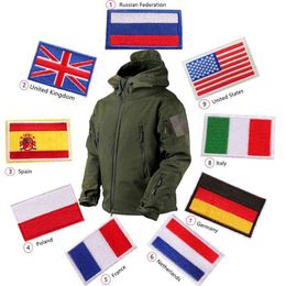 Men Airsoft Military Skin Soft Shell Winter Tactical CP Windproof Waterproof Jacket Army Green Combat Hooded Bomber Coats L220706