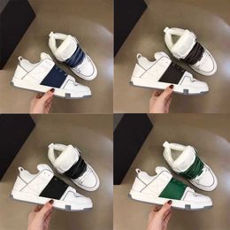 2022 designer flat men's casual shoes white black leather label green luxury velvet suede canvas shoes ladies with thick sneakers