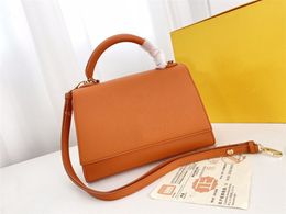 2022Famous Brand Designer Messenger Handbag Tote Leather Vintage Pattern Crossbody Handbag Purse New Shoulder Bag Clutch Tote H0034