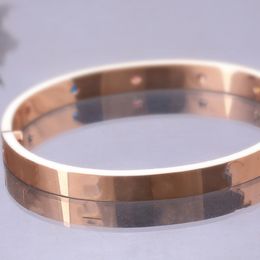 Titanium Steel Designer Bangles couple bijoux en pierre colorée Love Bangle for Women Men Love Bracelets 37