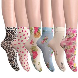 KASURE New Fashion Flower Butterfly Pattern Print Women Ankle Socks Elastic Spring Summer Soft Ladies Socks T200916