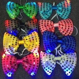 Unisex Shinning Bow LED Sequins Tie Flashing Light Up Stage Performance For Men Woman Bowknot Paillette Party Shiny Tie Gift