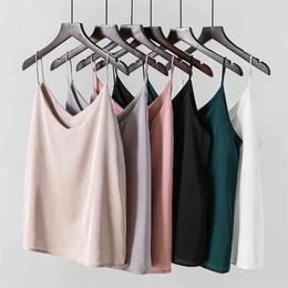 Tanques de mangas com colete pequeno coreano Cami Sleeveless para o fundo feminino com cetim liso Sexy tops soltos e camisas usadas fora das mulheres 210326