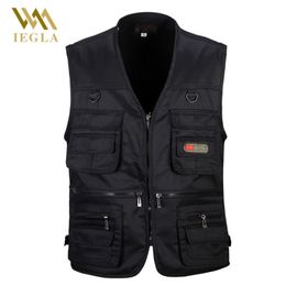 Men's Vests Male Vest Men Fashion Cotton Sleeveless Jackets Black Casual Fishing Vests with Many Pockets Unloading Waistcoat 220826
