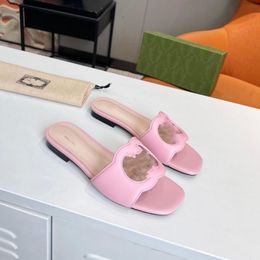 beach slippers Classic Flat woman slippers Summer lady Cartoon Big Head Slides Leather Hotel Bath fashion women shoes Large size 35-43