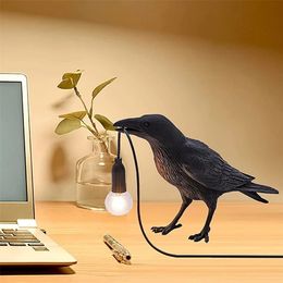 Resin Lucky Bird Crow Wall Lamp Table Lamp Night Light Bedroom Bedside Living Room Wall Lamp Home Decoration 220526