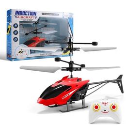 Flying Mini Guide Aeroplane Remote Control Helicopter Children Plastic Flashing Light Red Toy 220713