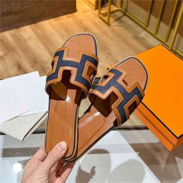 Original Slipper Oran Slides Designer Paris Sandals Classic in Spring and Summer of Colour Matcing Denim Flat Heels Casual