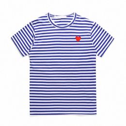 play Mens Fashion T Shirt Designer Red Heart CDG Shirt Casual Women Shirts Quanlity Commes Des TShirts Cotton Embroidery Short Sleeve Summer Tee