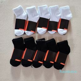 2022 new mens socks Wholesale Sell at least Classic black white Women Men High Quality Letter Breathable Cotton Sports Ankle sock Elastic No need to wait spot delivery