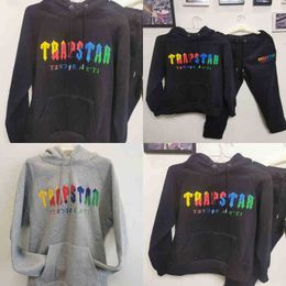 2022 Design Limited Edition Trapstar London Hoodie New Plus Velvet Embroidery Men and Women Black Gray Fashion Cotton Brand S-xl