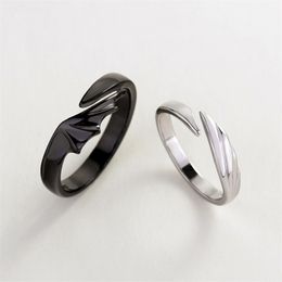 Ins Hip Hop Angel and Devil Couple Rings Men Women Korean Simple Black White Student Gift Jewellery for Engagement Accessary 220719