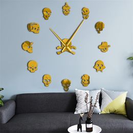 Various Skull Heads Decorative Sticker Large Dead Skeleton Cranium Modern Novelty Gift Custom DIY Big Wall Clock 220615