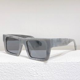 Mens Square Sunglasses OMRI028 Fashion Catwalk Business Style Mens Sun glasses Daily Leisure Driving Grey Frame Glassess Anti-UV400 With Box