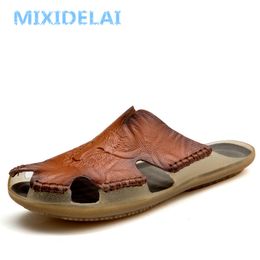 New Quality Leather Non-Slip Slippers Men Beach Sandals Comfortable Summer Shoes Men Slippers Classics Men Flip Flops