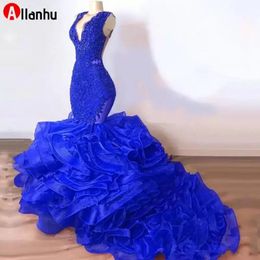 2022 Nowy Rok Organza Ruffles Spódnica V Neck Royal Blue Dresses Mermaid Prom Aso Ebi Afryki Suknie Wieczorowe Party Suknie Robe de Soirée Bes121
