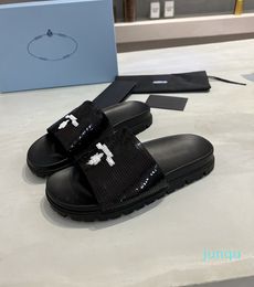 2022-Top quality flip flops Slippers womens sandals men fashion indoor shoes Black rubber flats slippler