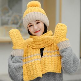 Berets Winter Pompom Beanie Hat Long Scarf Gloves Set Women Contrast Colour Knitted Plush Lined Skull Cap Windproof Neck Warm Mittens