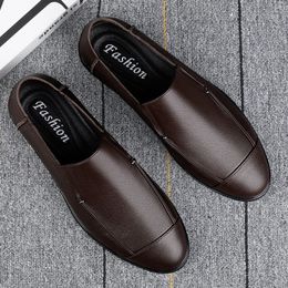 Genuine Leather Men Casual Shoes Breathable Mens Loafers Fashion Slip-On Soft Driving Shoes British Style Classic Luxury Brand