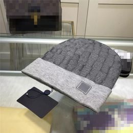 New Fashion Two Tone Skull Hat Designer Letter Embroidery Beanie Men's Women's Warm Wool Hat Unisex Ski Caps