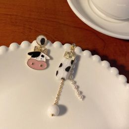 Stud Korean Contracted Cow Earrings For Women Cute Animal Love Heart Asymmetric Earring Sweet Temperament Party JewelryStudStud Kirs22