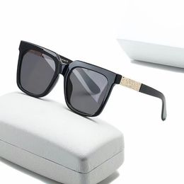 sunglasses For Men and Women Summer style New Anti-Ultraviolet Retro Plate Square Full frame fashion Random Box