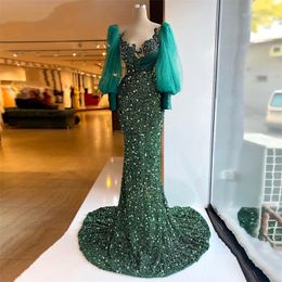 Dark Greem Mermaid Evening Dresses V Neck Long Lace Hollow Sleeves Floor Length Train Lace Ruffles Beaded Appliques Sequins Beads Prom Dress Vestidos Festa