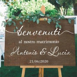 Italian Version Sign Stickers Custom Bride Groom Names Vinyl Mural Wedding Welcome Mirror Decals AZ966 220621