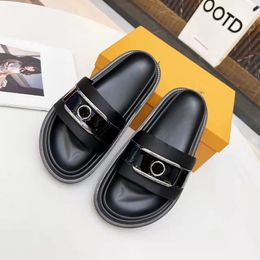 Summer fashion Women sandals dress shoes luxury slippers and Outdoor casual shoes designer slides flip flops Big size 35-42