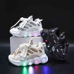 Size 21-30 Children LED Sneakers With Light Up sole Baby Led Luminous Shoes for Girls /Glowing Lighted Shoes for Kids Boys tenis G220517