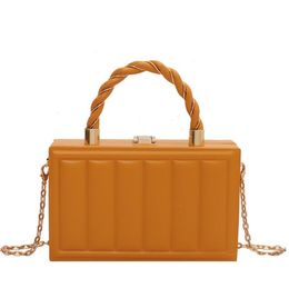 Luxury Women Small Box Crossbody Bag Brand Lady White Pink Handbags and Purses Clutch Evening Party Bag Mini Suitcase fashionbag250