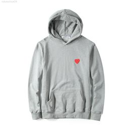 Mens Designer Hoodie t Shirt Off Red Heart White Cotton Garcs Windbreaker Jackets Hip Hop Winter Coats