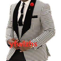 Custom-made One Button Men Suits Shawl Lapel Groomsmen Groom Tuxedos Wedding/Prom/Dinner Man Blazer(Jacket+Pants+Tie+Vest) M33