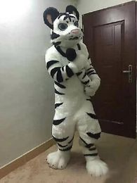 Simulation Tiger Mascot Costumes High quality Cartoon Character Outfit Suit Halloween Adults Size Birthday Party Outdoor Festival Dress
