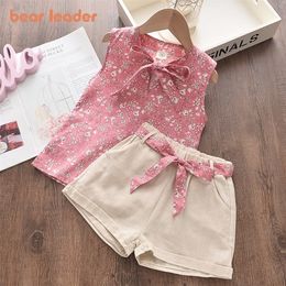 Bear Leader Children Clothes Girls Set Cute Bow-knot Sleeveless Print Pattern Top Fashion Short Pant with Belt Suit for Kid Girl 220509