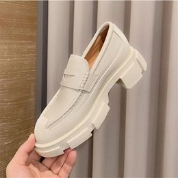 Slip On Women Designer Loafers Platform Ladies Flat Shoe Luxury Fashion Genuine Leather Woman Wedding Shoe