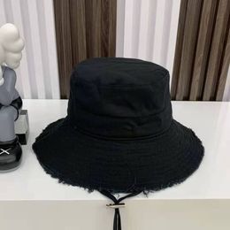 2022 Luxurys Designers Bucket Hats Men and Women Outdoor Travel Leisure Fashion Sun Hat Fisherman's Cap 5 Color High Quality非常に良い