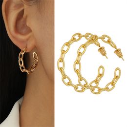 2022 Fashion Style Golden Chain Trendy Earrings Stud Costume Customized For Women Romantic Hoop Earrings High Top Quality Designer Charming Earring Lover Gifts