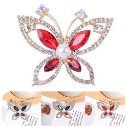 Butterfly Insect Pins Woman Luxury Exquisite Wedding Pearl Rhinestone Brooch Butterfly Sparkling Clothing Accessories