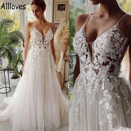Plus Size Spaghetti traps A Line Wedding Dresses Elegant Lace Appliqued Boho Country Materninty Bridal Gowns Tulle Sexy Low Back Sleeveless Vestidos De Novia CL0947