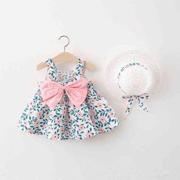 2021New Baby Girl Beach Princess Dress Cute Bow Flower Sleeveless Cotton Summer Infant Dress + sunhat Newborn Clothing Set Robes G220428