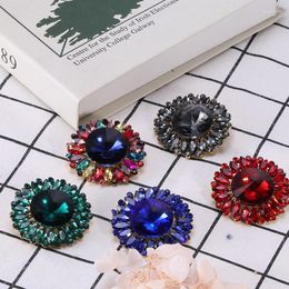 Pins Brooches Piece/piece Full Diamond Jewellery Fashion High-end Rose Brooch Flower Selling Corsage Ladies Scarf Coat Pin Seau22