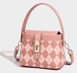 High Quality New Womens Lock Small Square Bag Ladies Designer High Quality Leather Shoulder Bag Lychee Pattern Crossbody Handbag