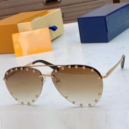 luxury designer THE PARTY SUNGLASSES Z0997 LENSES Embellished with signature rivets lining edges of each sunglass they accentuate the designs perfect shape