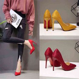 2019 Size Women 11cm Block High Heels Bridal Scarpin Valentine Pumps Ladies Pointed Toe Red Black khaki Plaza Heels Female Shoes G220520