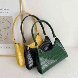 Women Fashion odile Pattern Shoulder Bags 2022 Trend Ladies Armpit Bag Vintage PU Leather Mobile Purse Handbags Small Clutch G220531