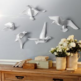 European Resin Birds Hanging Crafts Decoration Home Livingroom Sofa TV Background 3D Wall Sticker Mural Ornament Art Y200103